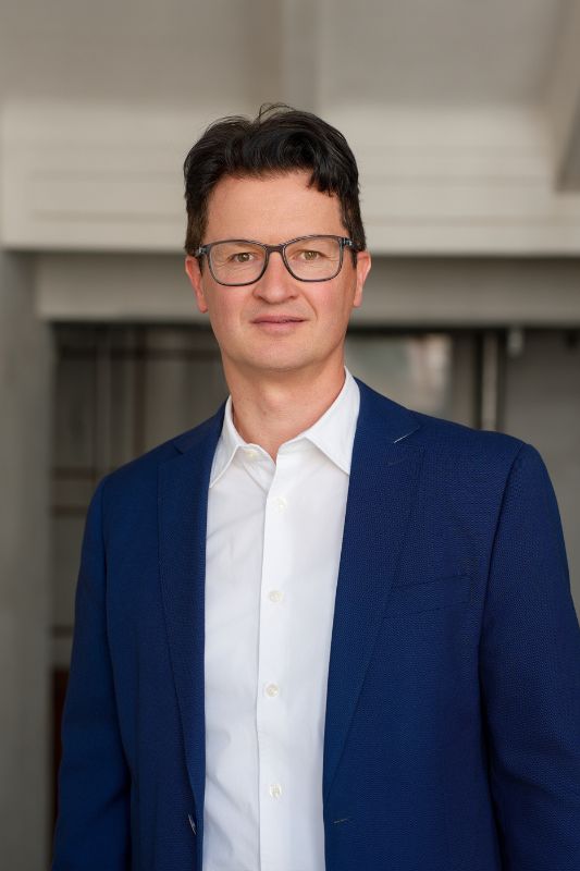Porträt Karl Rotter – diplomierter Pädagoge, Trainer und Coach mit über dreißig Jahren Praxiserfahrung in Beratung und Weiterbildung
