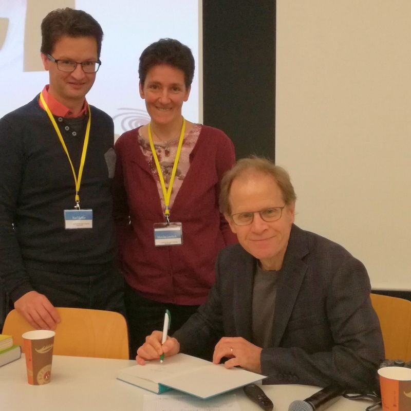 Karl Rotter und Monika Lewitsch reflektieren mit Teilnehmenden – Mischung aus Input, Reflexion, Übung und Praxistransfer